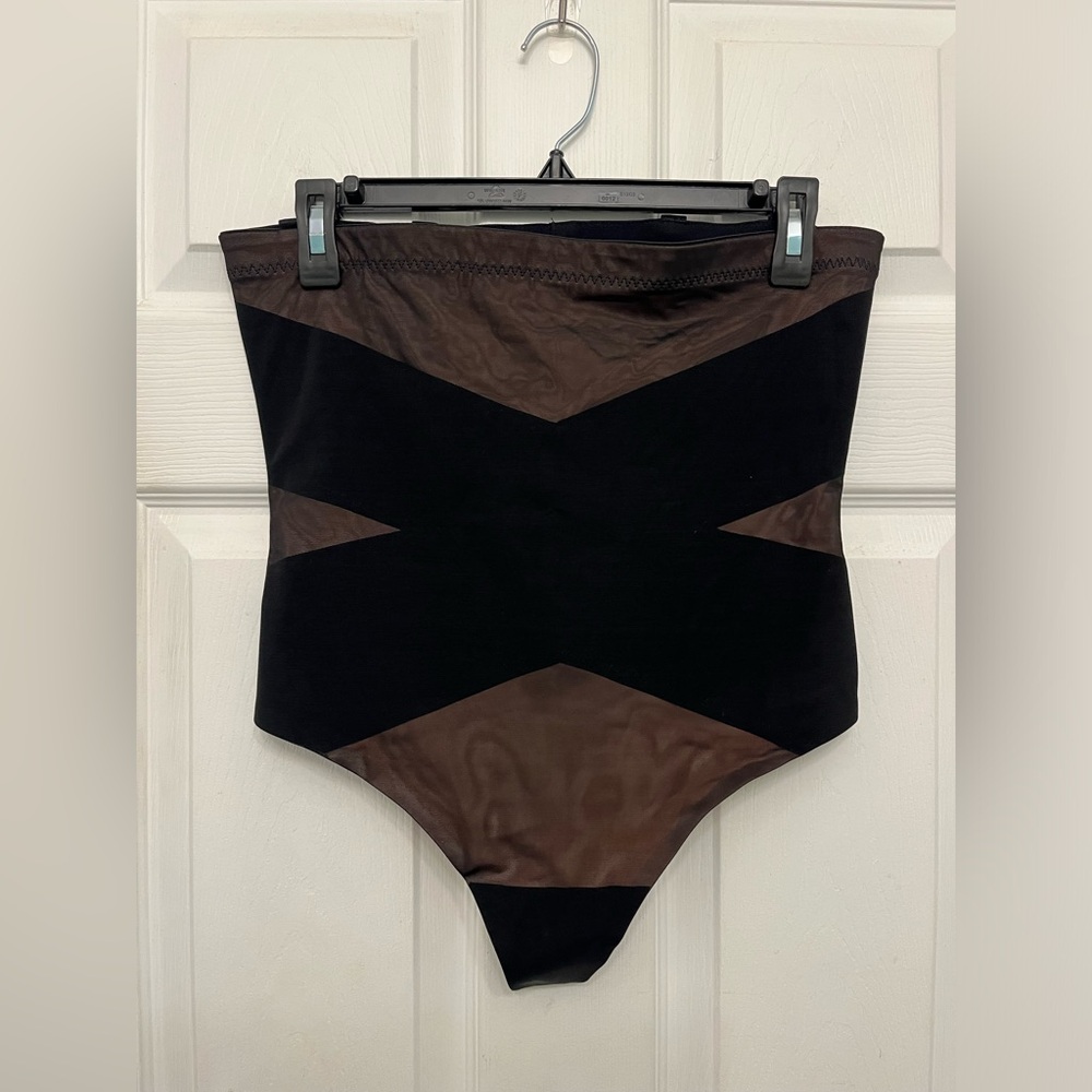 HoneyLove SuperPower Thong